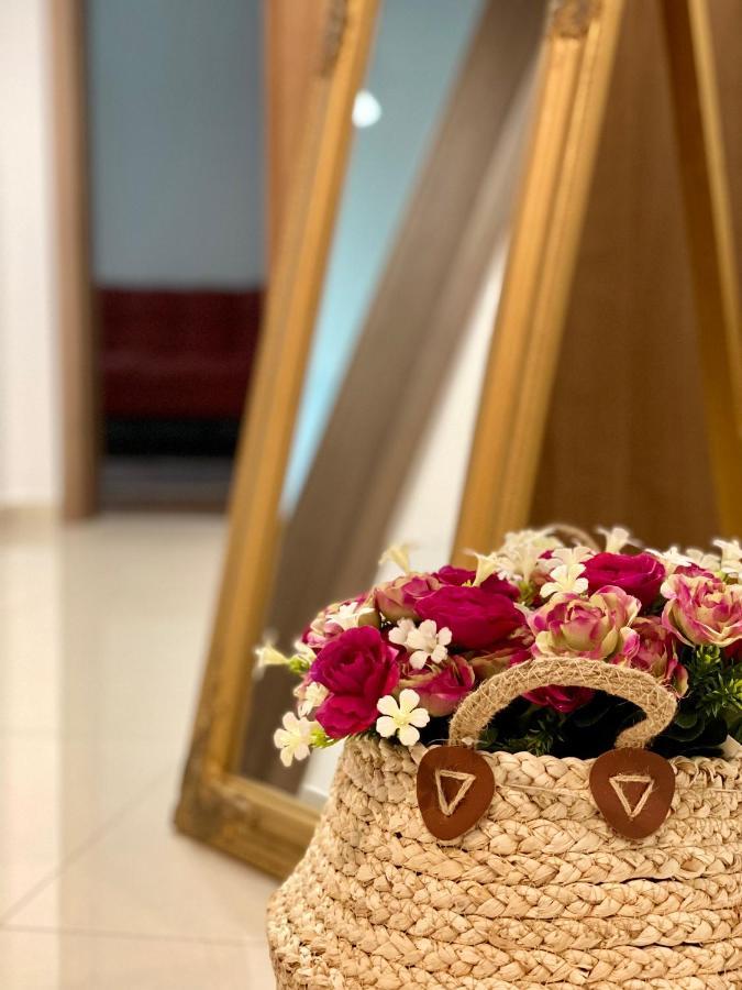 Nature Apartment - Minutes Away From The Old Town And Afi Mall براشوف المظهر الخارجي الصورة